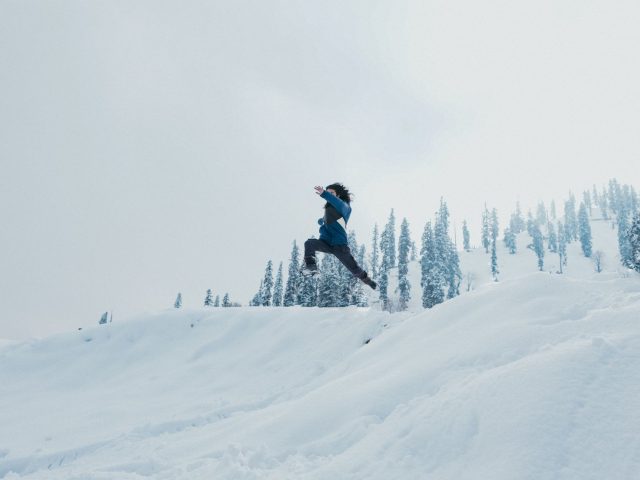 Rester Actif en Hiver : Les Meilleures Activités